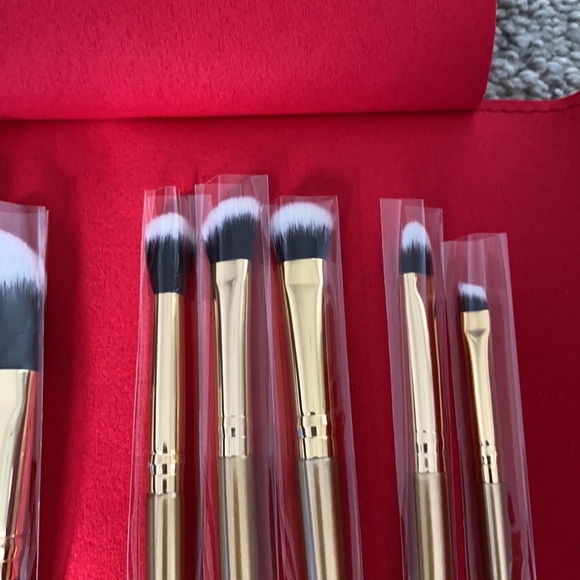 Luxie Face Brush Set - Picture 3 of 4